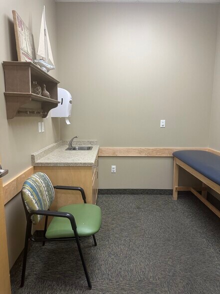 More Photos Of 811-867 N 900 W, Orem Office For Sale