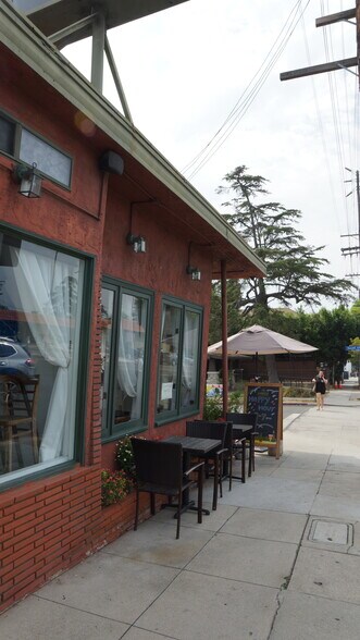 More Photos Of 1850-1854 Hillhurst Ave, Los Angeles Restaurant For Sale