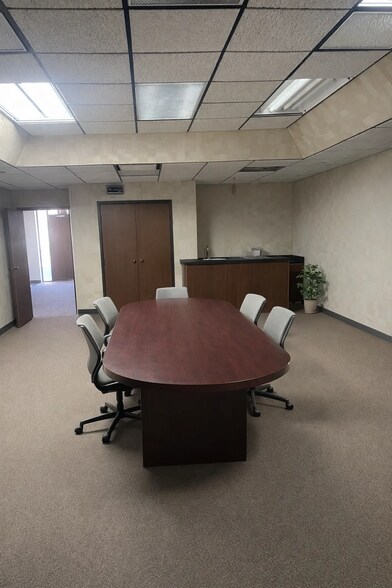 More Photos Of 1818 NW 3rd St, Oklahoma City Manufacturing For Sale