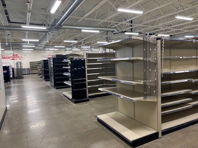 More Photos Of 4760-4844 Everhard Rd, Canton Storefront For Lease