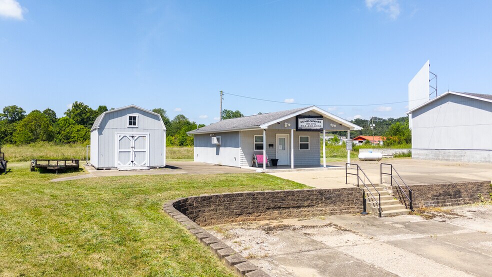 More Photos Of 1025 Gihon Rd, Parkersburg Auto Repair For Sale