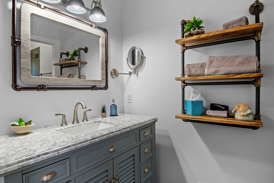 More Photos Of 303 W Juniper Ave, Flagstaff Hospitality For Sale