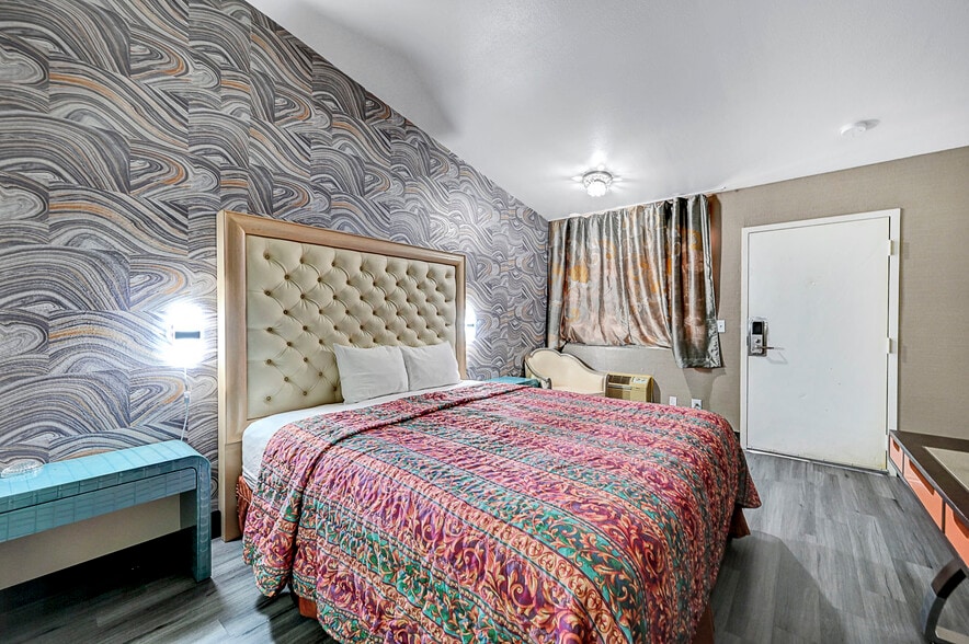 More Photos Of 2855 Fremont St, Las Vegas Hotel For Sale