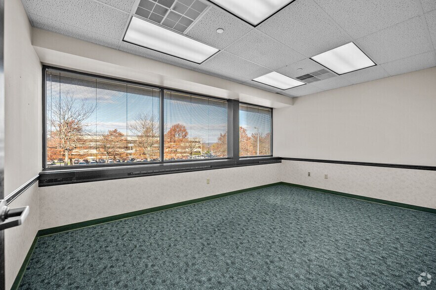 More Photos Of 1100 Berkshire Blvd, Wyomissing Medical For Lease