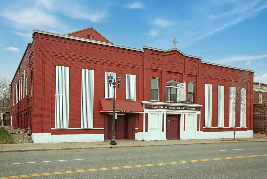 Primary Photo Of 770 7th St E, Saint Paul Religious Facility For Sale