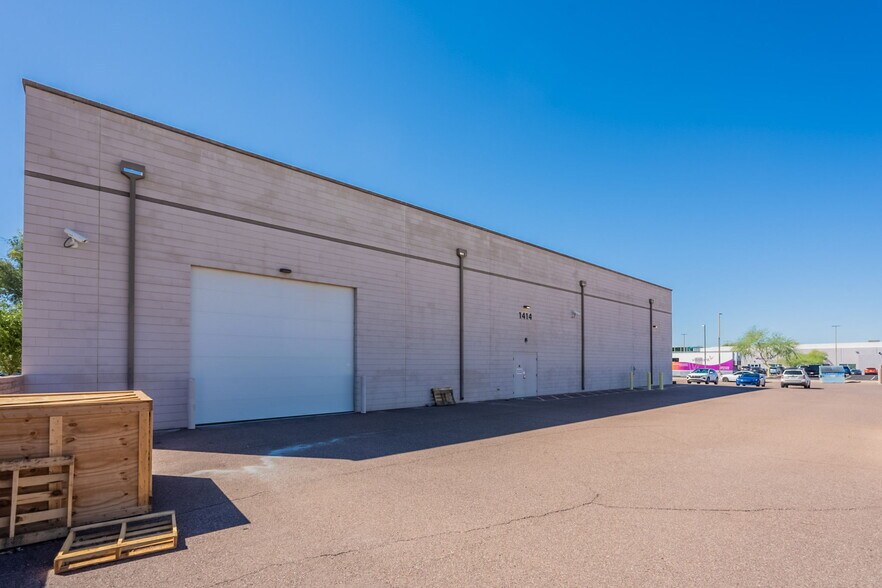 More Photos Of 1414 W 14th St, Tempe Warehouse For Sale