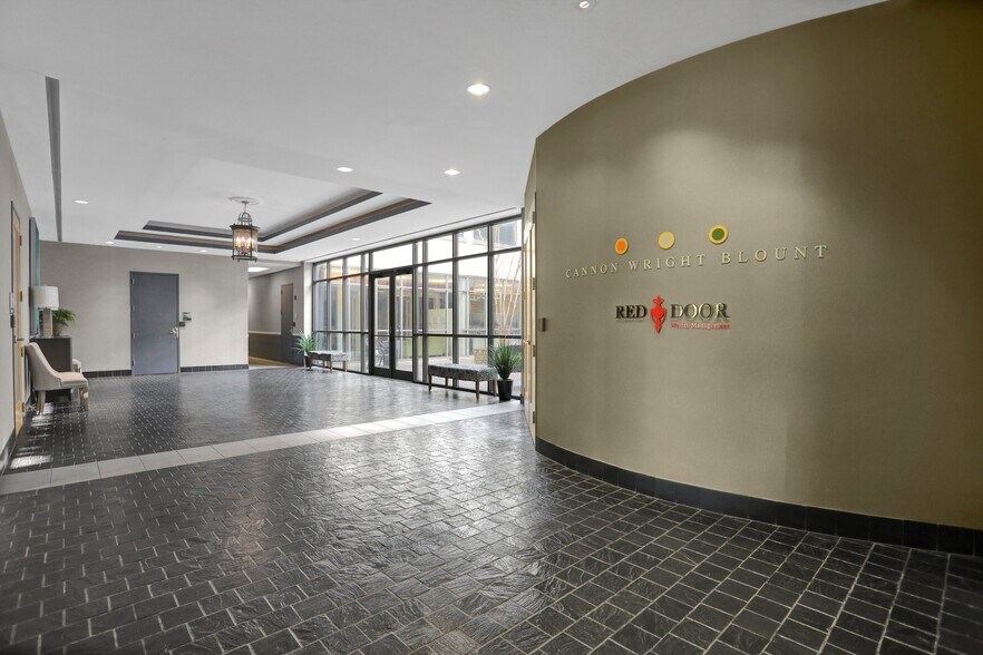 More Photos Of 756-765 Ridge Lake Blvd, Memphis Medical For Lease