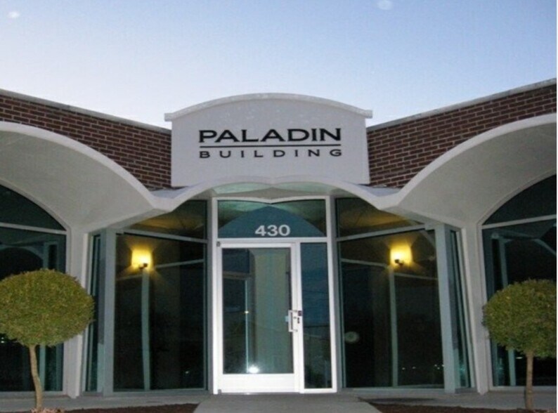 More Photos Of 430 S Glenstone Ave, Springfield Office For Lease