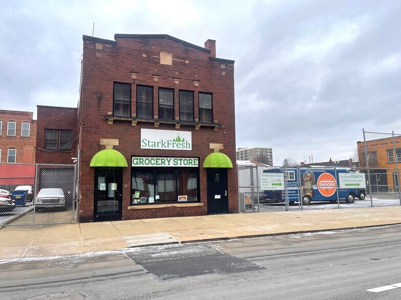 More Photos Of 321 Cherry Ave NE, Canton Storefront Retail Office For Sale