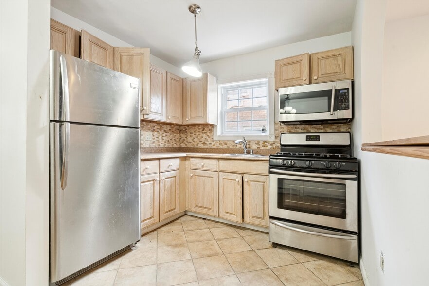 More Photos Of 458 Swinton Ave, Bronx Apartments For Sale