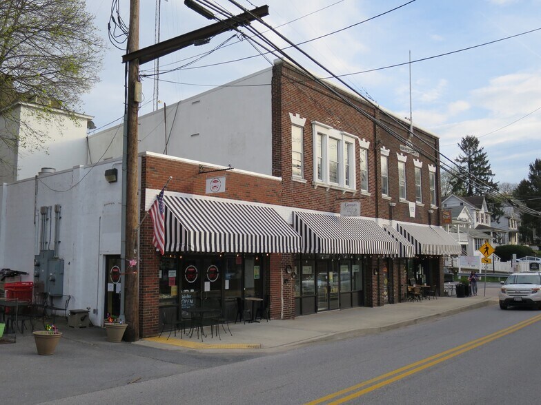 More Photos Of 231-239 S Main St, Mount Airy Freestanding For Lease