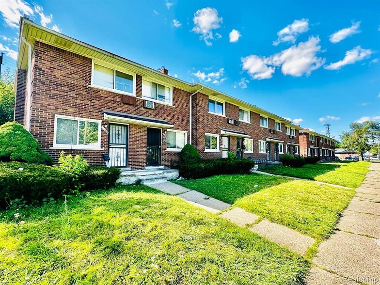 Primary Photo Of 18949-18969 Hoover, Detroit Apartments For Sale