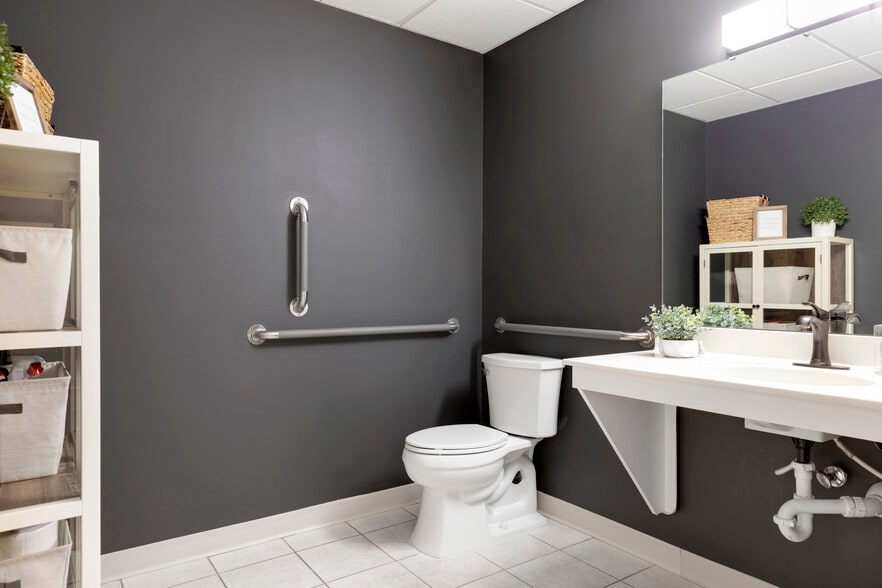 More Photos Of 11901-11909 Central Ave NE, Blaine Medical For Lease