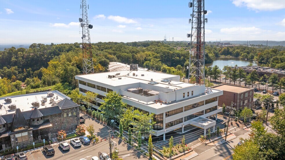 More Photos Of 414 Eagle Rock Ave, West Orange Office For Lease