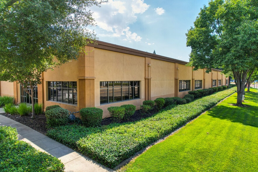 More Photos Of 10620 Mather Blvd, Mather Office For Sale