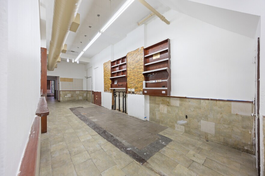 More Photos Of 314-318 W 36th St, New York Apartments For Lease