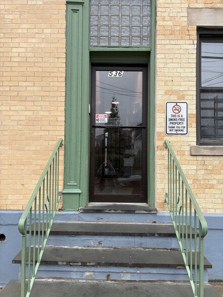 More Photos Of 536-542 N High St, Mount Vernon Apartments For Sale