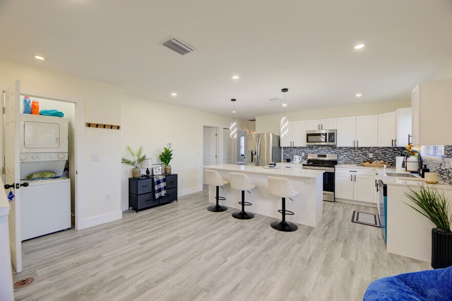 More Photos Of 742 NW 70th St, Miami Apartments For Sale