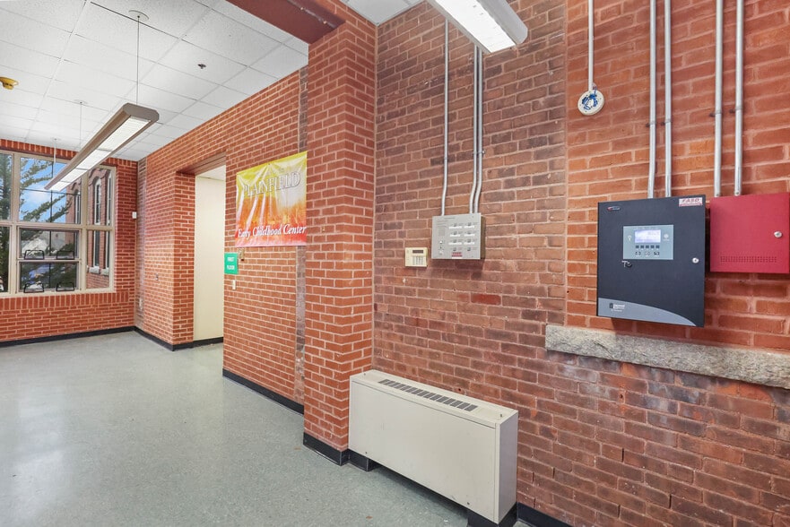 More Photos Of 651 Norwich Rd, Plainfield Schools For Sale