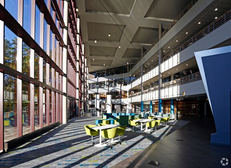 Photo of 2nd Floor Ste Main Lobby Level