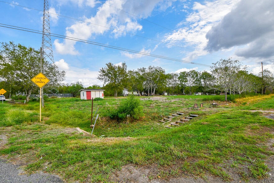 More Photos Of 11601 FM 2759 Rd, Richmond Land For Sale
