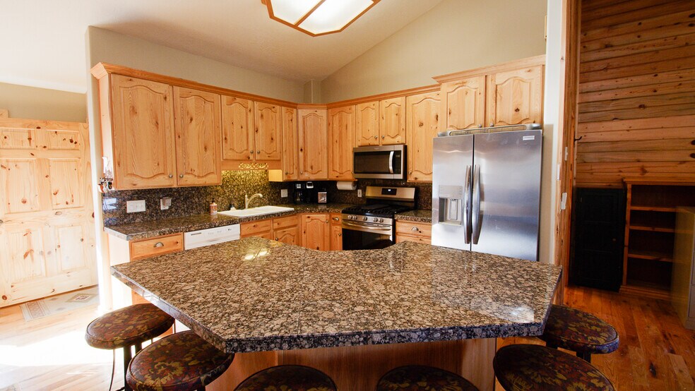 More Photos Of 897 E Cocks Comb Dr, Teasdale Land For Sale