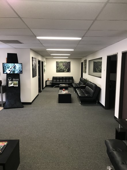 More Photos Of 6660-6722 E 47th Avenue Dr, Denver Unknown For Lease