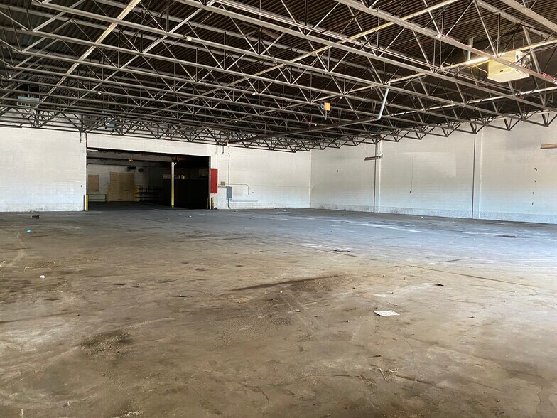 More Photos Of 1330 High St, South Bend Industrial For Sale