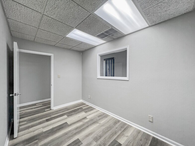 More Photos Of 4722 Taft Blvd, Wichita Falls Medical For Lease