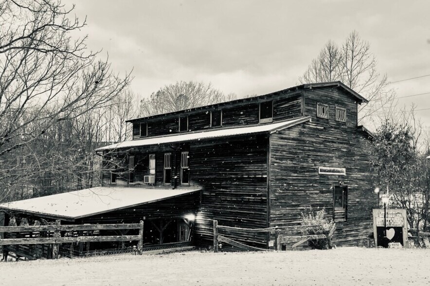 More Photos Of 1 Old Mill Ln, Weaverville Restaurant For Sale