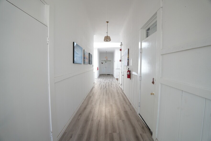 More Photos Of 496 6th St, Montara Office Residential For Sale