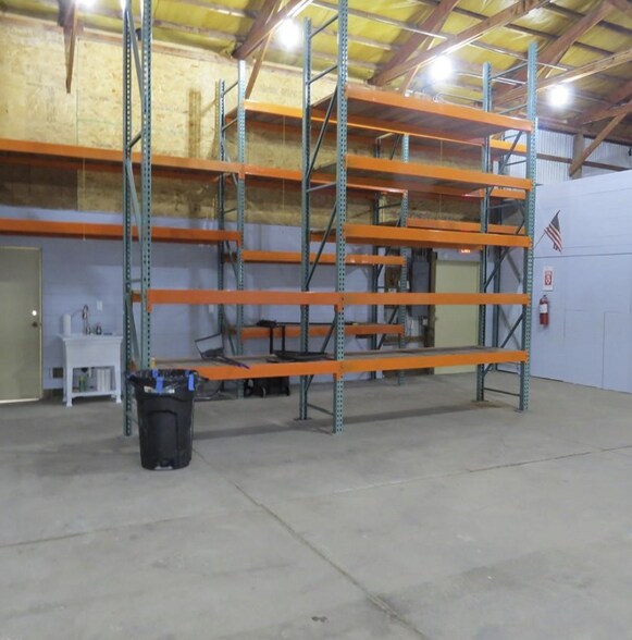 More Photos Of 1228 W 15th St, Lorain Freestanding For Lease