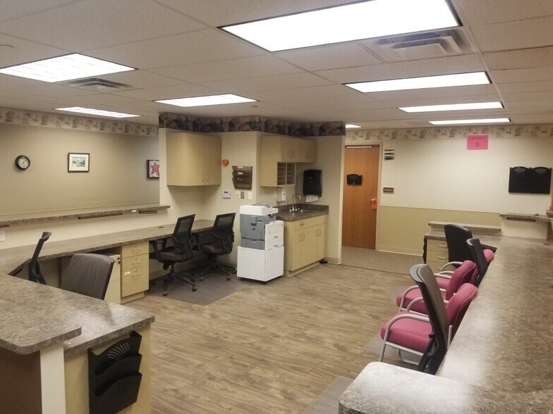 More Photos Of 1916 N Main St, Princeton Supermarket For Sale