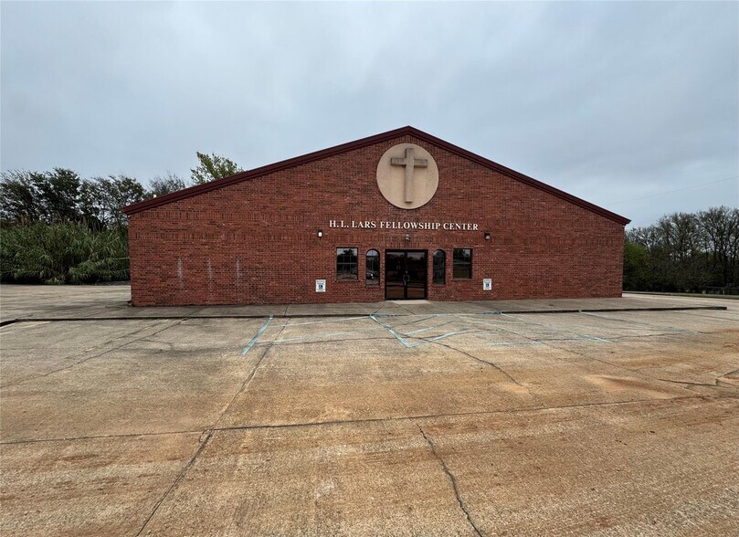 Primary Photo Of 1427 Russell Rd, Shreveport Office For Sale