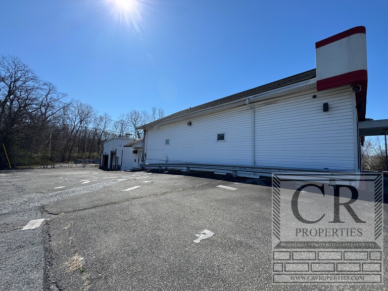 More Photos Of 2934 US Route 9W, New Windsor Township Auto Dealership For Sale