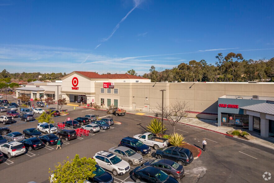 More Photos Of 14823 Pomerado Rd, Poway General Retail For Lease