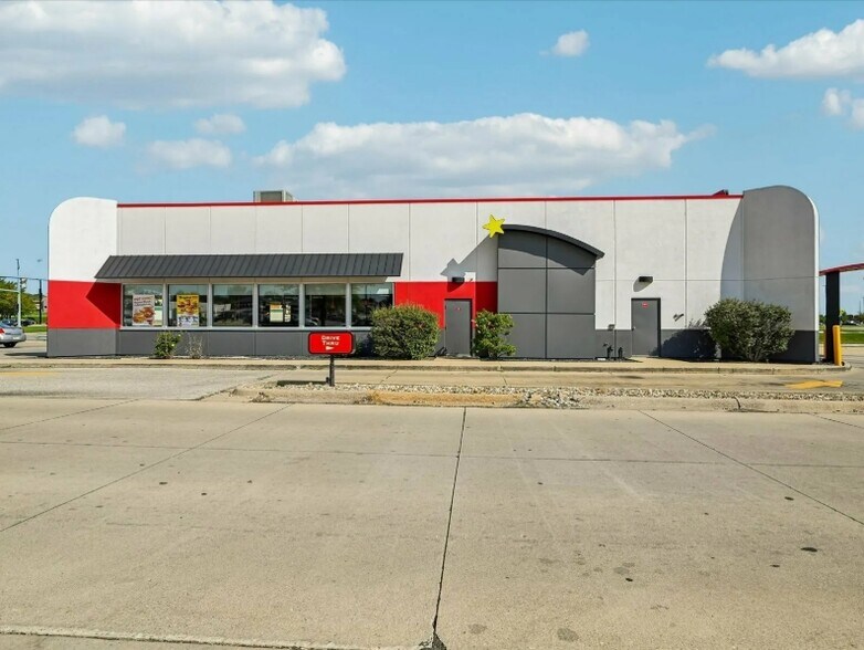 More Photos Of 1410 Flammang Dr, Waterloo Fast Food For Sale