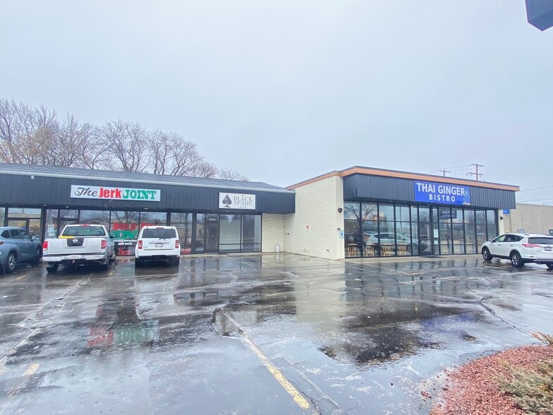 More Photos Of 1619 W College Ave, Appleton Storefront Retail Office For Lease