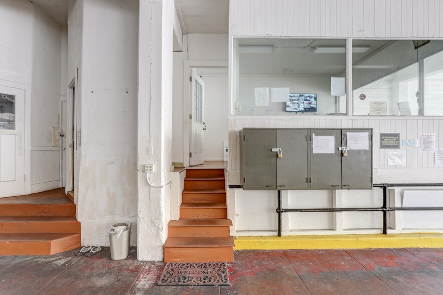 More Photos Of 855 Geary St, San Francisco Parking Garage For Lease