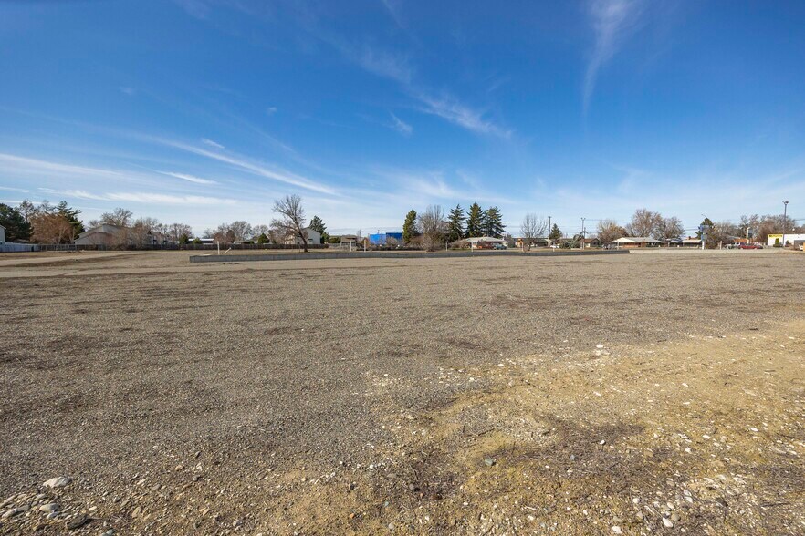More Photos Of 5705 W Clearwater Ave, Kennewick Land For Sale