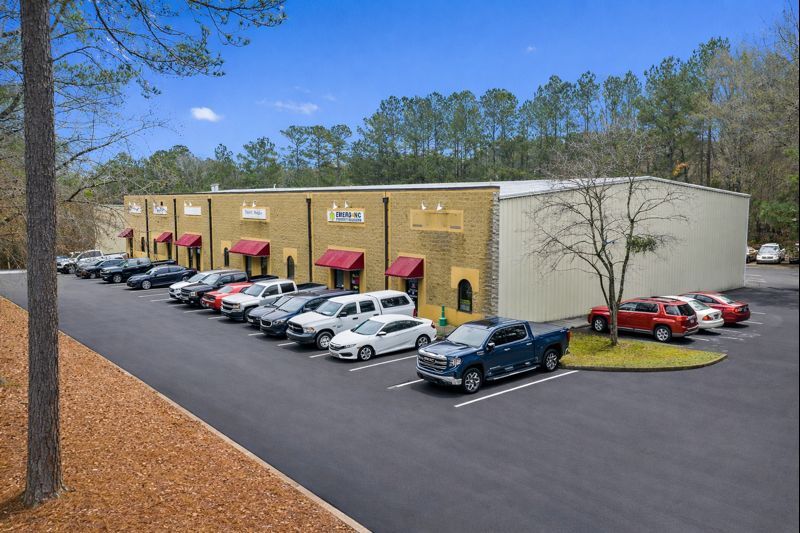 More Photos Of 3337 Air Park Rd, Fuquay Varina Light Manufacturing For Sale