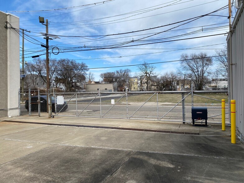 More Photos Of 410 Jersey Ave, Gloucester City Industrial For Sale