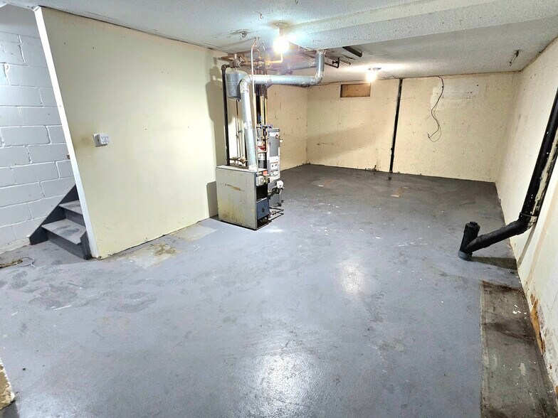 More Photos Of 270-276 Bellevue St, Hartford Apartments For Sale