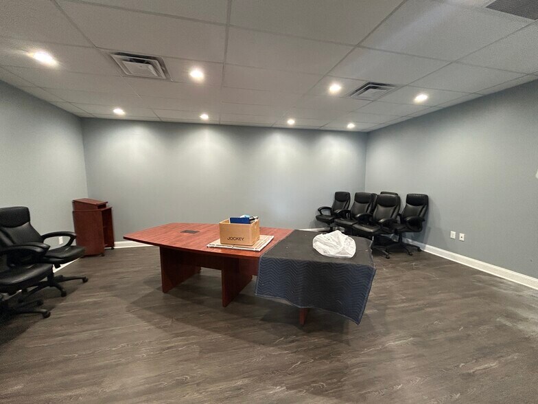 More Photos Of 51 Ozick Dr, Durham Manufacturing For Lease