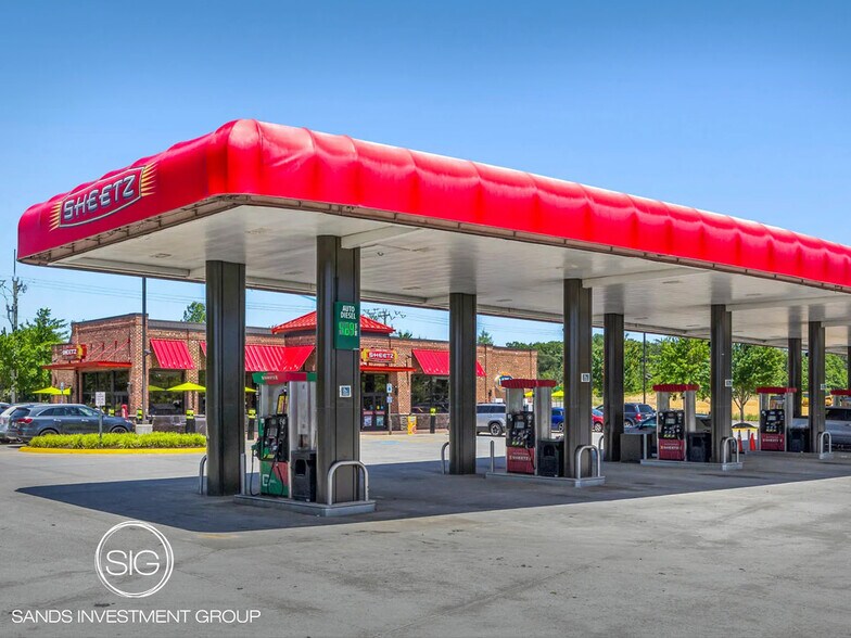 Primary Photo Of 9825 Hospital Blvd, Fredericksburg Convenience Store For Sale