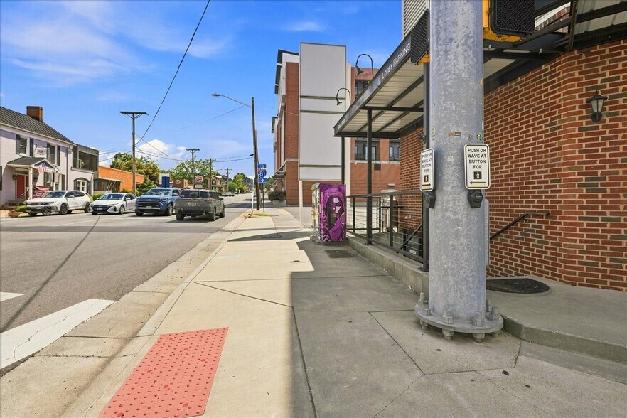 More Photos Of 20 S Mason St, Harrisonburg Apartments For Lease