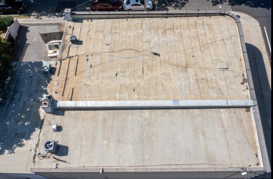 More Photos Of 1097 Tulip Ave, Franklin Square Storefront Retail Office For Lease