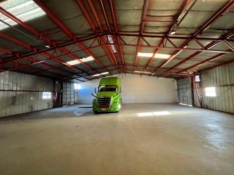 More Photos Of 788 E Childs Ave, Merced Warehouse For Lease