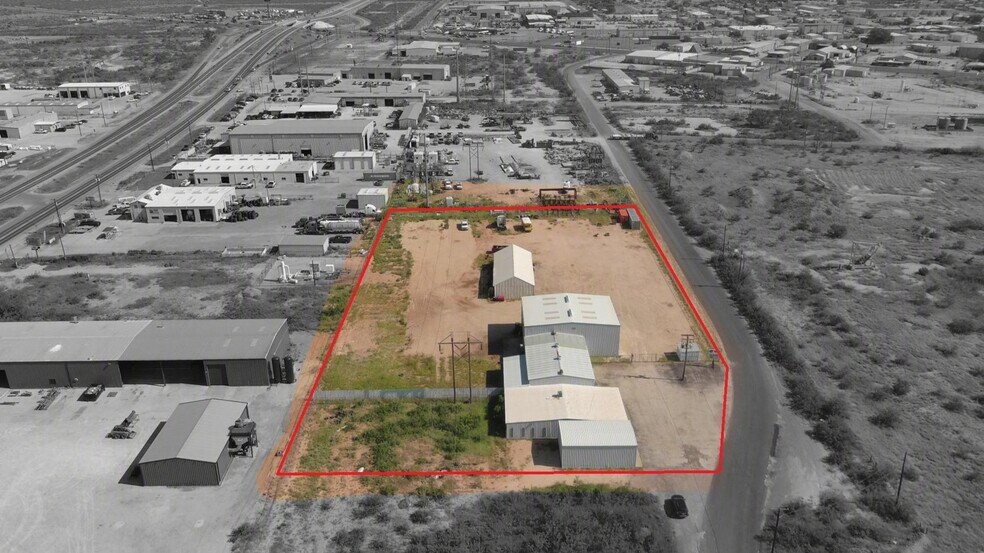 Primary Photo Of 3351 Westover Dr, Odessa Service For Lease