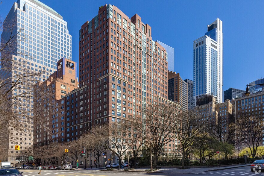 Primary Photo Of 225 Rector Pl, New York Apartments For Sale